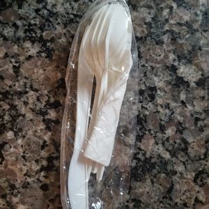 500 Couny New medium weight 5 piece cutlery individually wrapped knife spoon nap